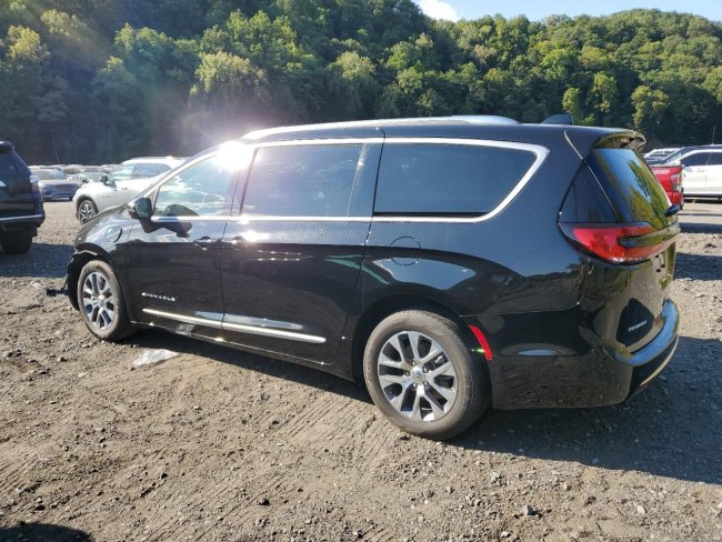 Salvage 2025 Chrysler Pacifica Hybrid Pinnacle in Black