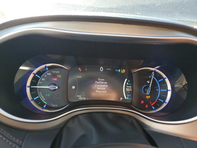 Salvage 2025 Chrysler Pacifica Hybrid Pinnacle in Black