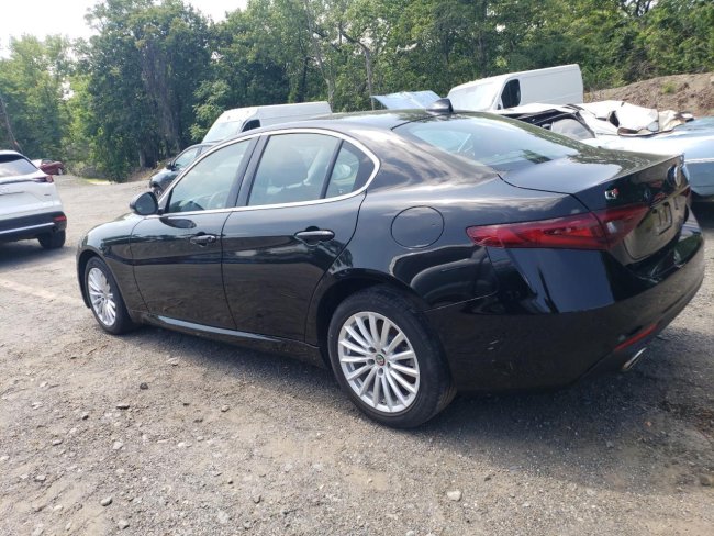 Salvage 2021 Alfa Romeo Giulia Sport in Black