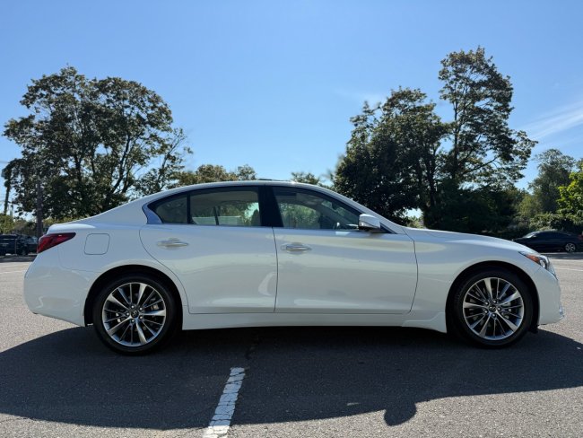 Salvage 2024 Infiniti Q50 3.0t Luxe Awd in White