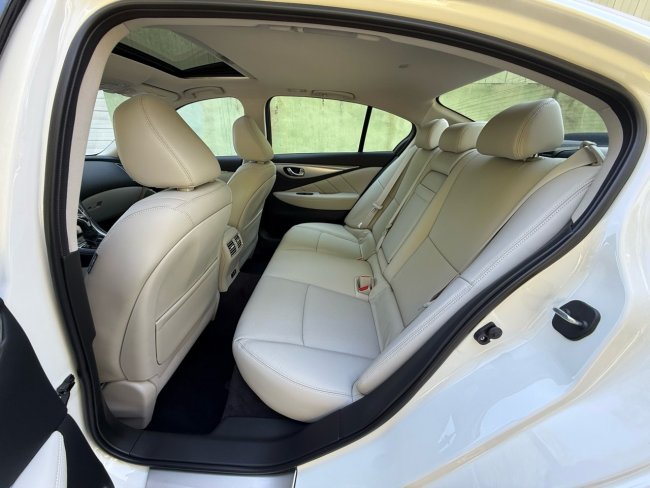 Salvage 2024 Infiniti Q50 3.0t Luxe Awd in White
