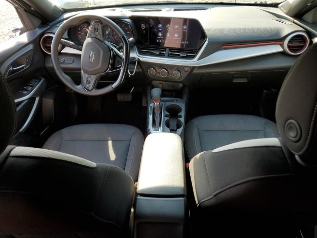 Salvage 2024 Chevrolet Trax  in Gray