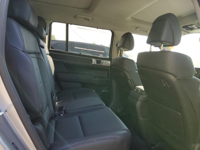 Salvage 2024 Hyundai Santa Fe Limited in Gray