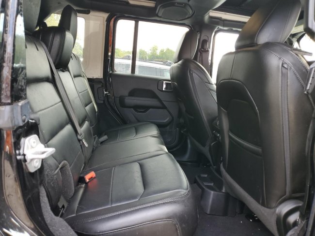 Salvage 2023 Jeep Wrangler Sahara in Black