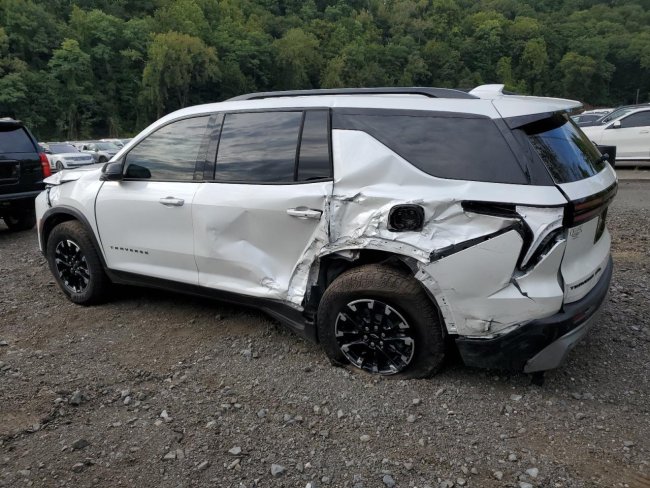 Salvage 2025 Chevrolet Traverse Z71 in White