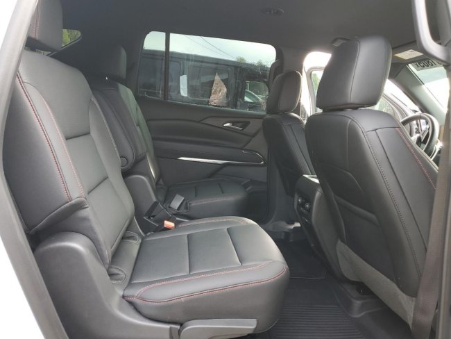 Salvage 2025 Chevrolet Traverse Z71 in White