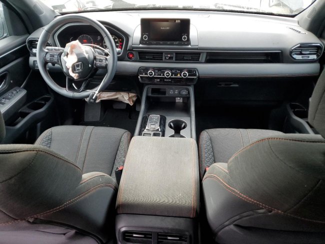 Salvage 2025 Honda Pilot Sport in Black