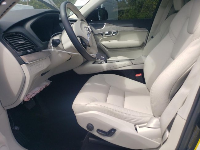 Salvage 2025 Volvo Xc90  in Black