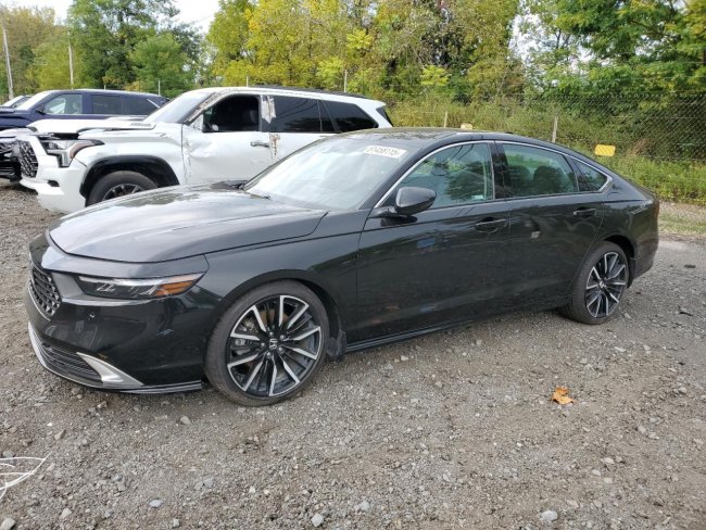 Salvage 2025 Honda Accord Touring Hybrid in Black