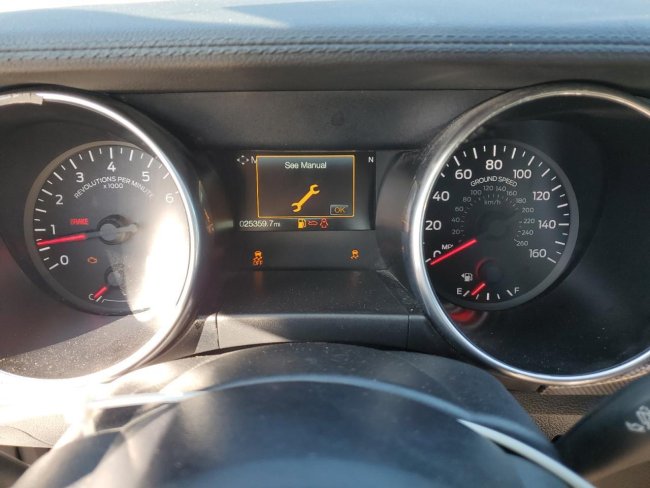Salvage 2019 Ford Mustang Gt in Gray
