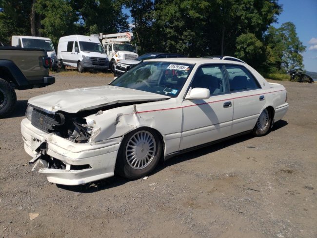 Salvage 1995 Toyota Crown  in White