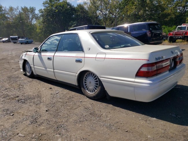 Salvage 1995 Toyota Crown  in White