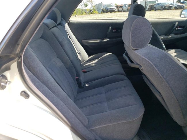 Salvage 1995 Toyota Crown  in White