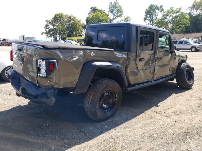 Salvage 2020 Jeep Gladiator  in Brown
