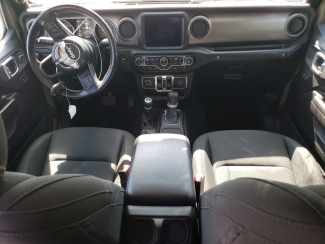 Salvage 2020 Jeep Gladiator  in Brown