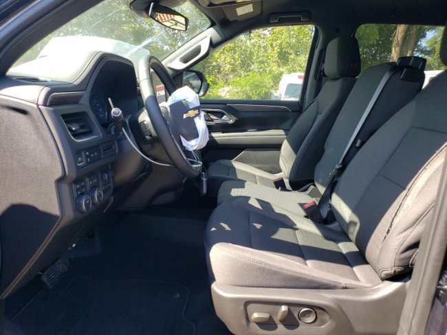 Salvage 2024 Chevrolet Suburban  in Black
