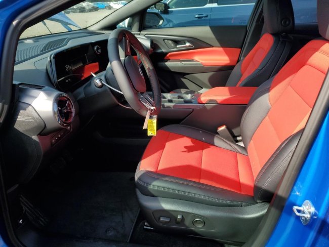 Salvage 2025 Chevrolet Equinox Rs in Blue