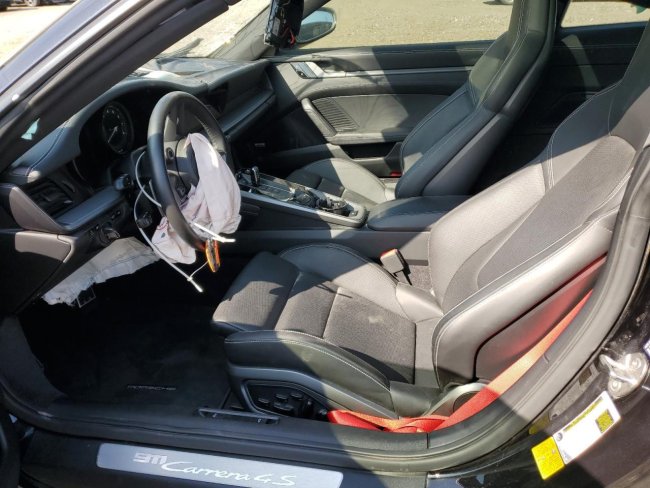 Salvage 2020 Porsche 911 Carrera 4s in Black
