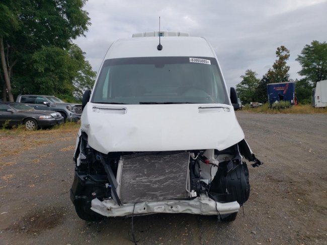 Salvage 2024 Mercedes-benz Sprinter Refrigerator Van in White