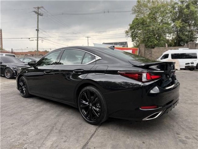 Salvage 2023 Lexus Es 350 F Sport in Black