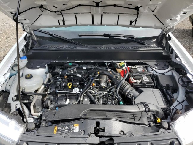 Salvage 2024 Ford Maverick Xl in White
