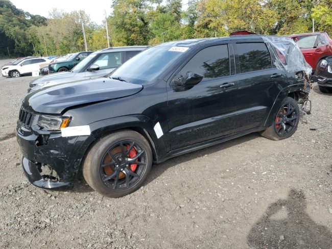 Salvage 2018 Jeep Grand Cherokee Srt-8 in Black