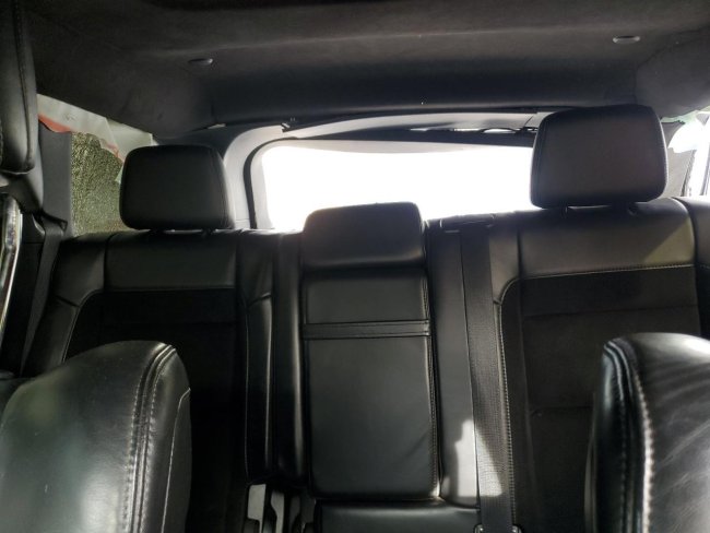 Salvage 2018 Jeep Grand Cherokee Srt-8 in Black