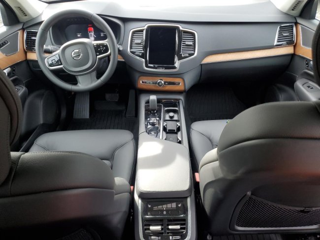 Salvage 2024 Volvo Xc90  in Gray