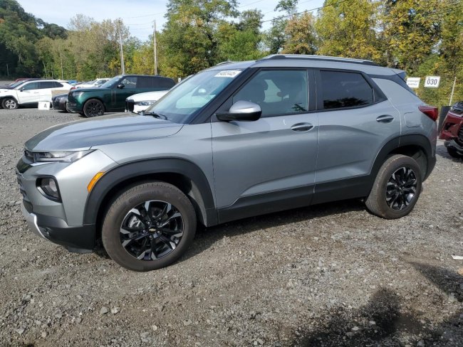 Salvage 2023 Chevrolet Trailblazer Lt in Gray