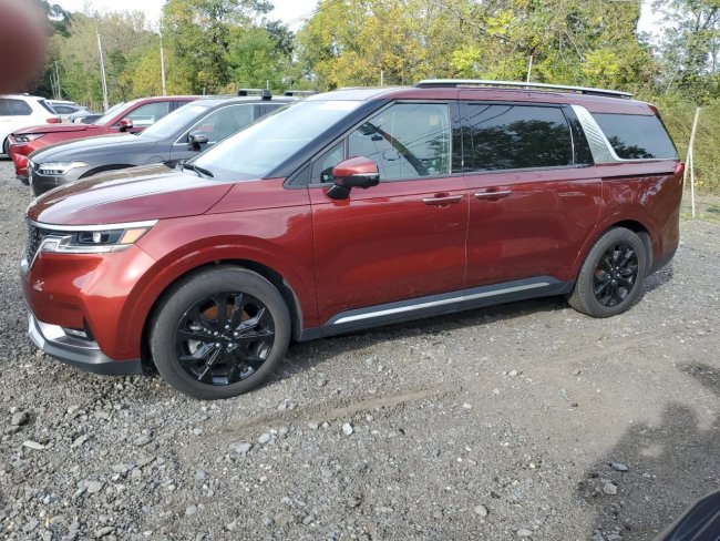 Salvage 2023 Kia Carnival Sx in Burgundy