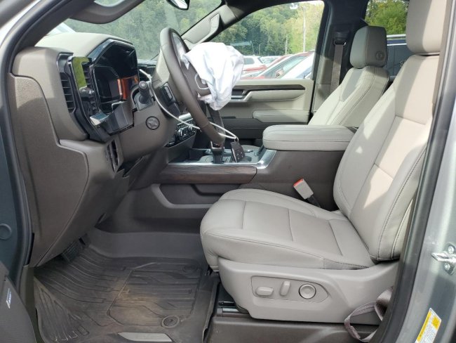 Salvage 2025 Gmc Sierra  in Gray