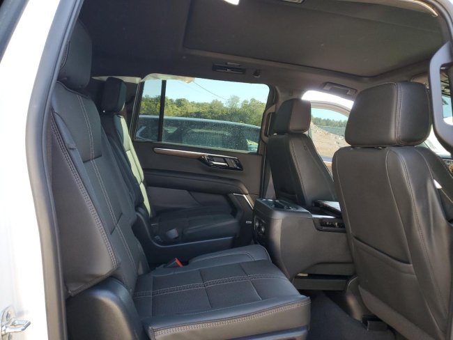 Salvage 2025 Chevrolet Suburban High Country in White