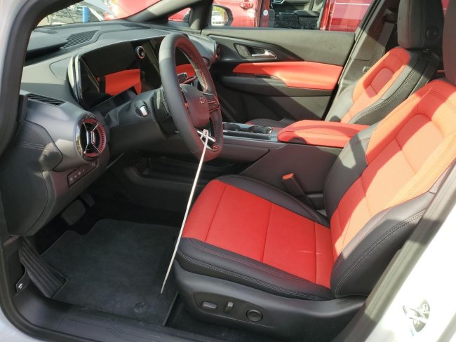 Salvage 2025 Chevrolet Equinox Rs in White