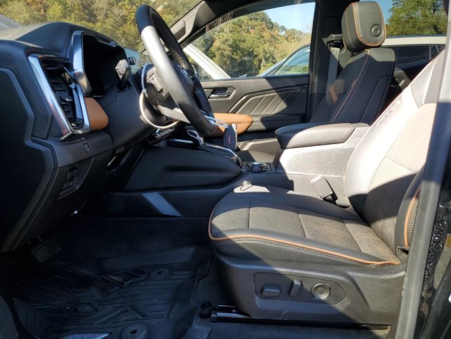 Salvage 2024 Gmc Canyon At4 in Black