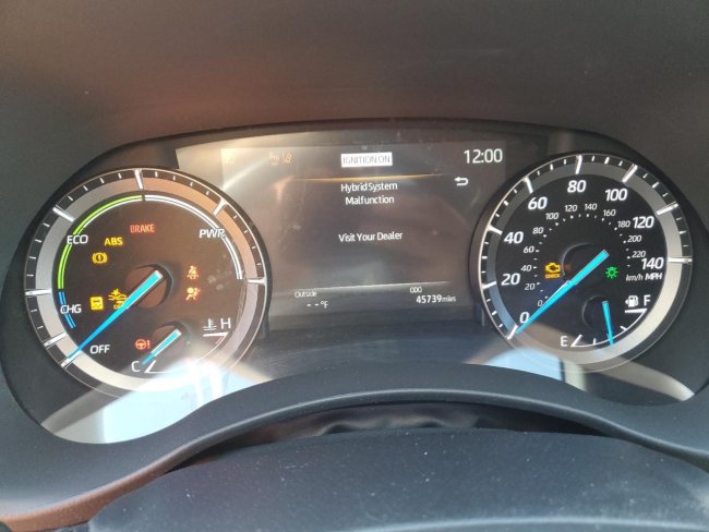 Salvage 2021 Toyota Highlander Hybrid Xle in White