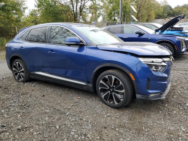 Salvage 2024 Vinfast Vf 8 Plus in Blue