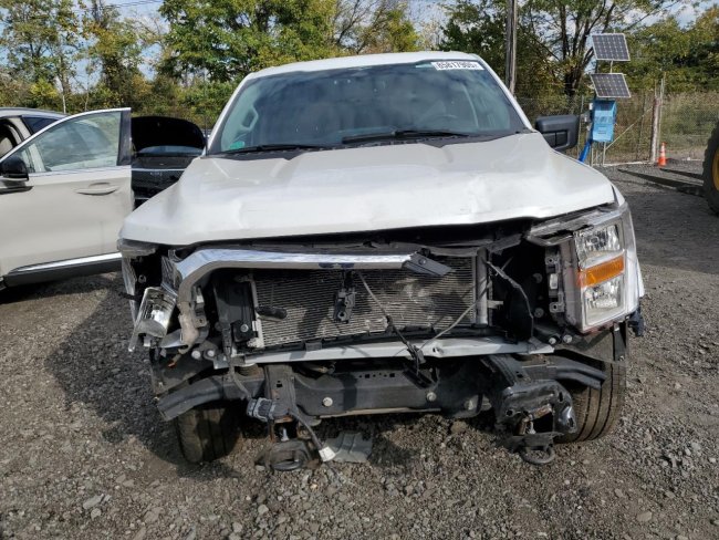 Salvage 2023 Ford F150  in White