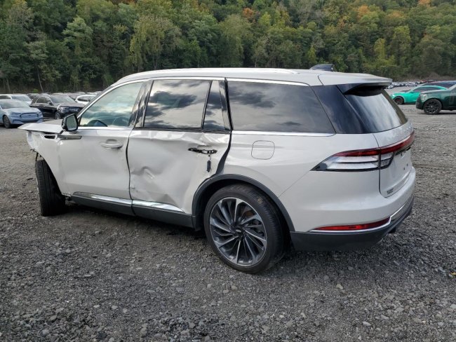 Salvage 2025 Lincoln Aviator Reserve in White