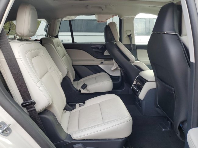 Salvage 2025 Lincoln Aviator Reserve in White