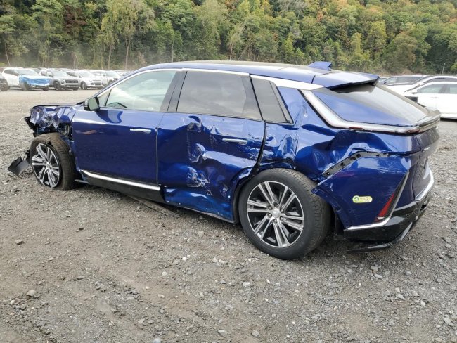 Salvage 2024 Cadillac Lyriq Luxury in Blue