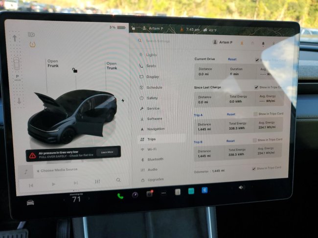Salvage 2026 Tesla Model Y  in Black