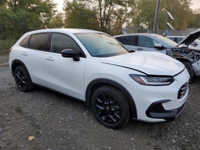 Salvage 2024 Honda Hr-v  in White