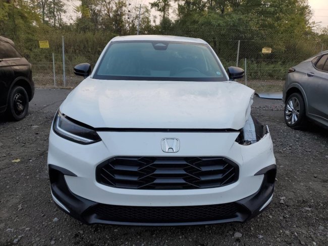 Salvage 2024 Honda Hr-v  in White