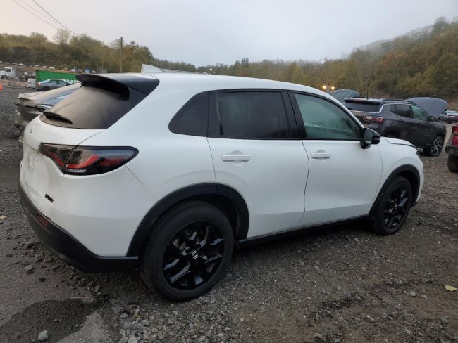Salvage 2024 Honda Hr-v  in White