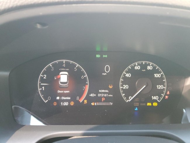Salvage 2024 Honda Hr-v  in White