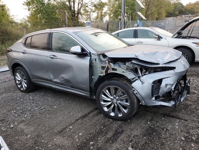 Salvage 2025 Buick Envista Avenir in Gray