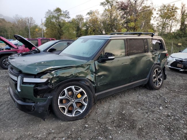 Salvage 2023 Rivian R1s Launch Edition in Green