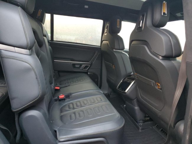 Salvage 2023 Rivian R1s Launch Edition in Green