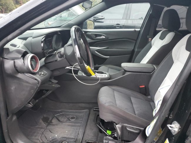 Salvage 2024 Chevrolet Trax 1rs in Black