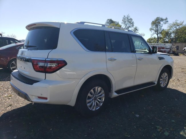 Salvage 2024 Nissan Armada  in Белый